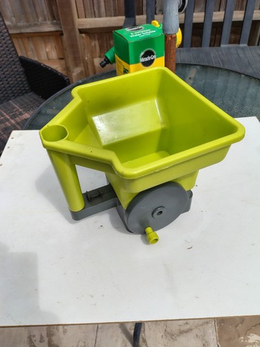 Hand held lawn seed - hand, &